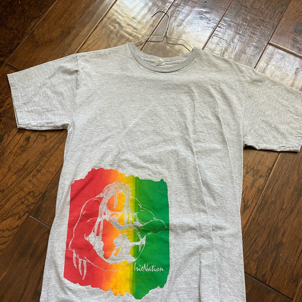 Gray T-shirt Iris Nation